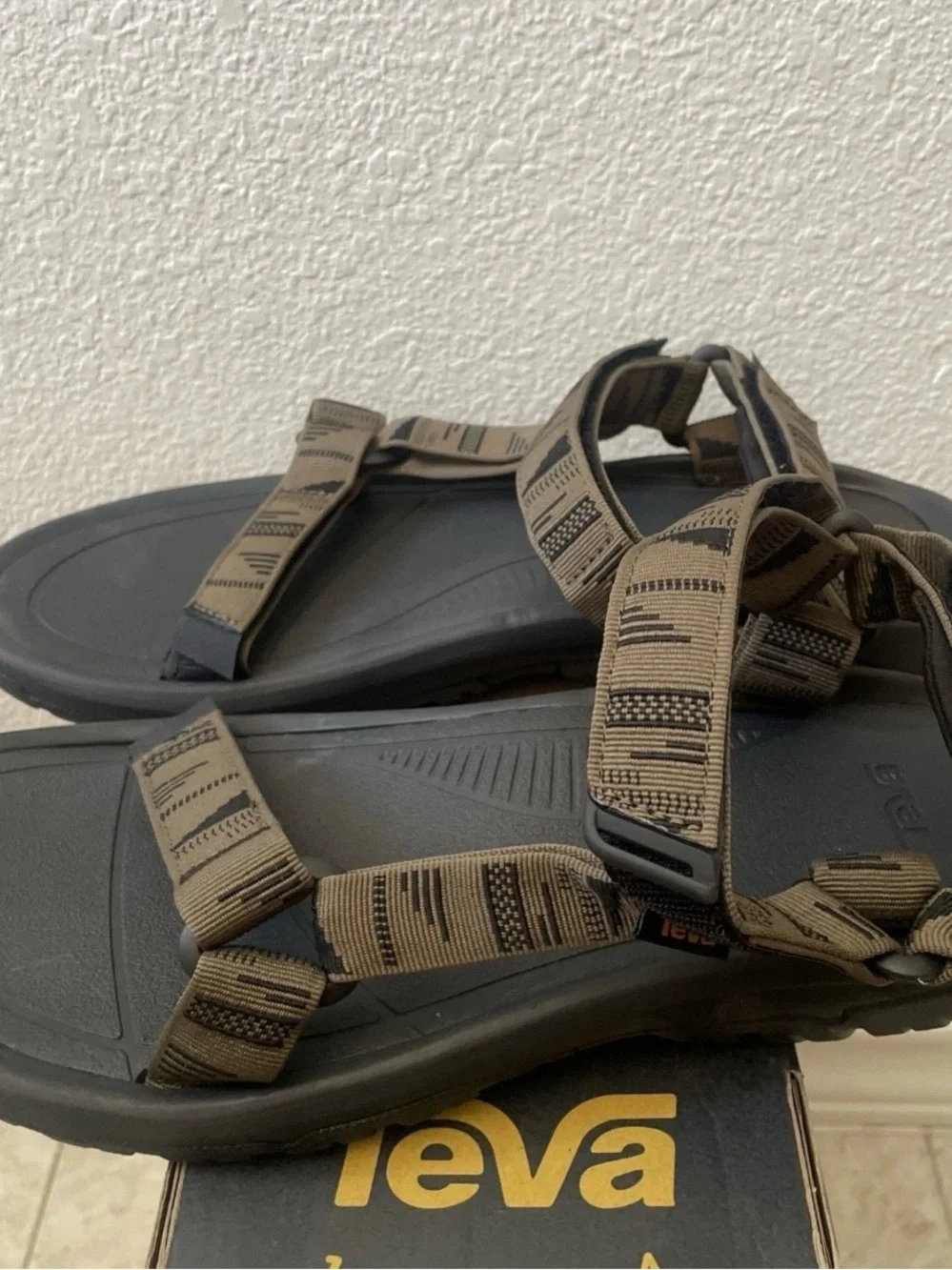 Teva hurricane xlt2